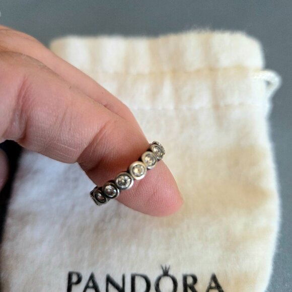 Pandora sterling silver ring with cubic zirconia. - Picture 6 of 7
